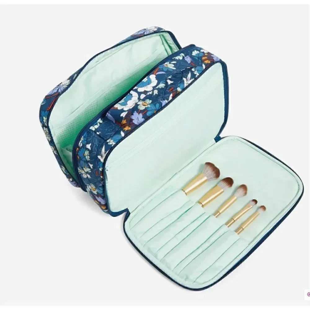 VERA BRADLEY Large Blush & Brush Makeup Case - Floral Bursts
